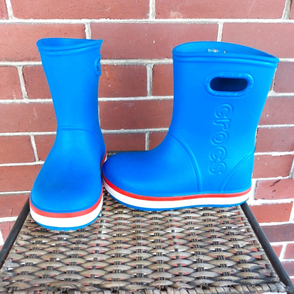 BUNDLE&SAVE LIKE NEW Crocs Rainboots
